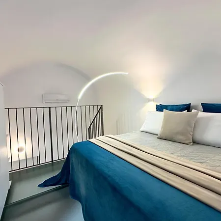 Lägenhet Piazza Vittorio Two-level Modern *