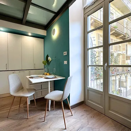 Apartamento Piazza Vittorio Two-level Modern